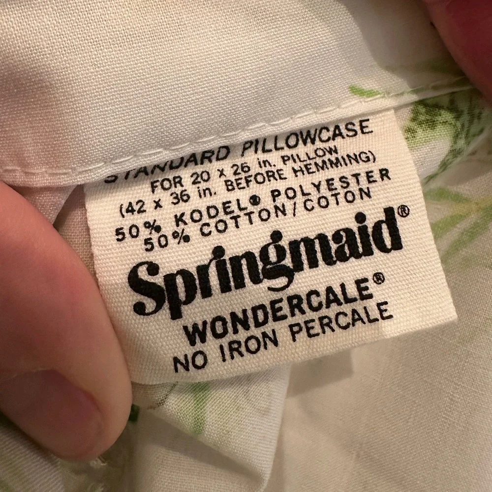 Vintage Springmaid Wondercale Daisy Floral Standard Pillowcase Yellow White USA
